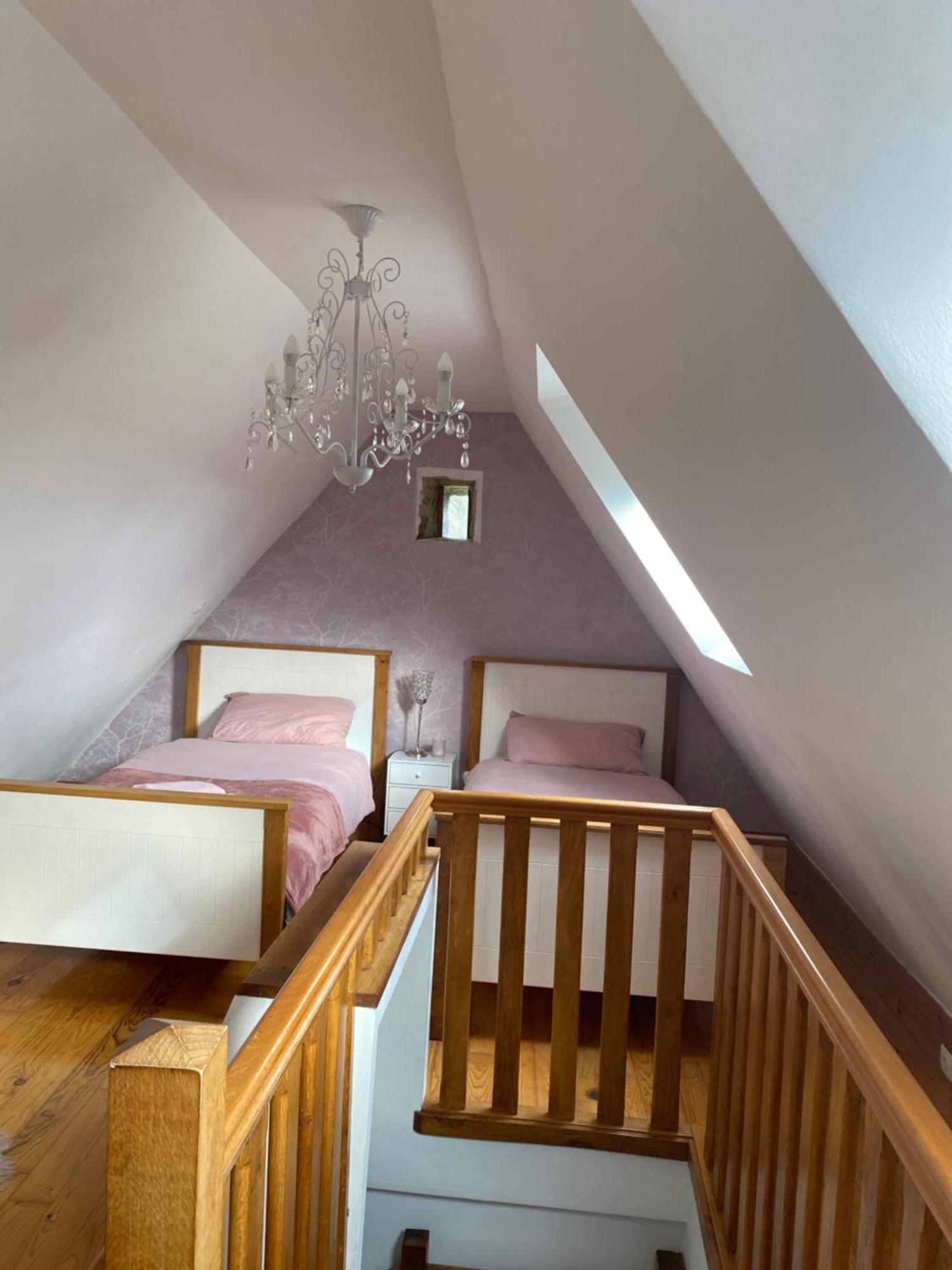 The Gingerbread House Cottage Beauficel Exteriér fotografie